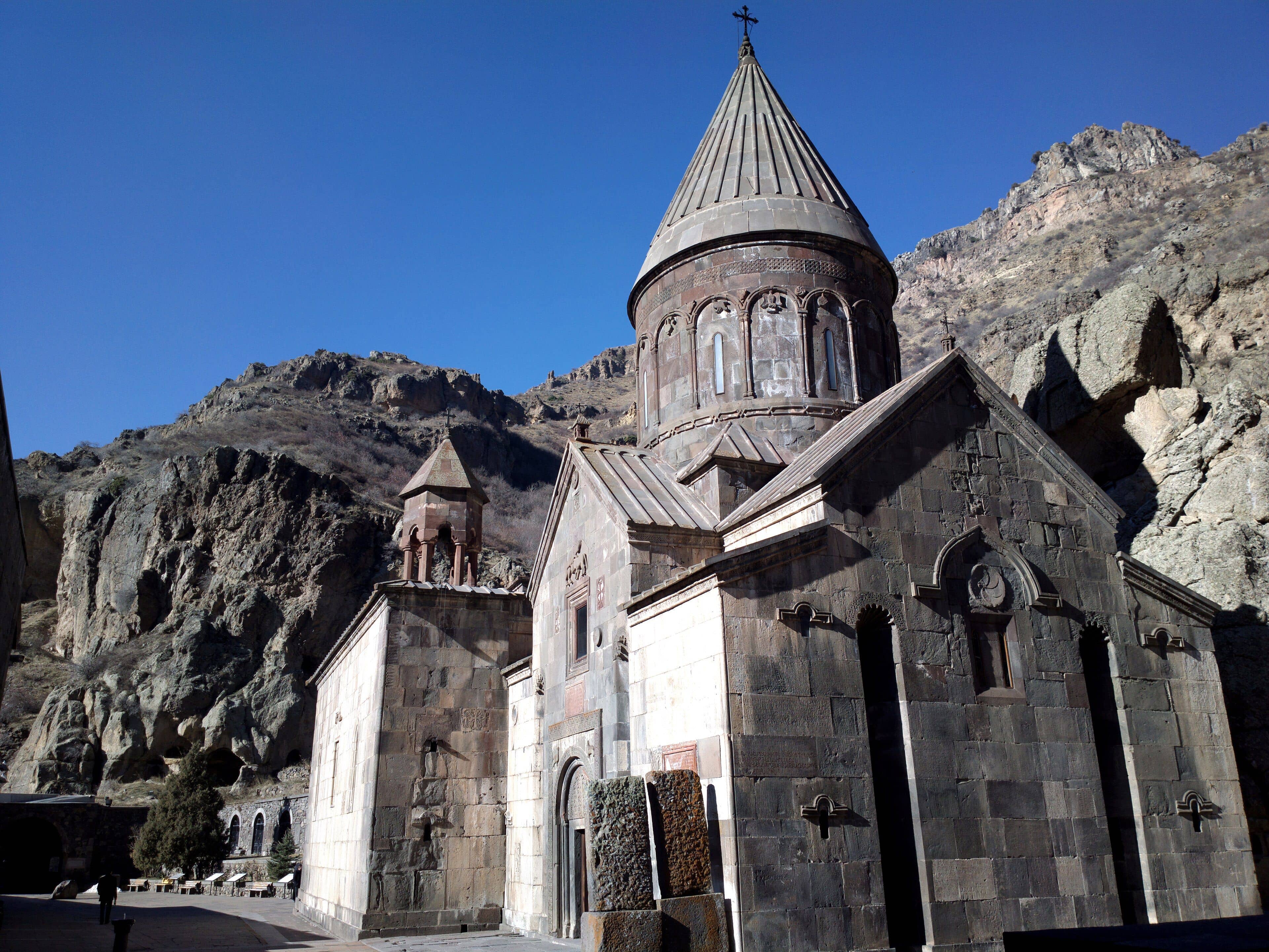 Гарни, Гегард и Симфония камней за полдня — фото 3